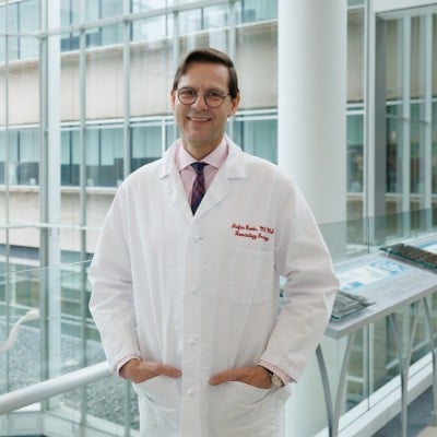 Dr. Stefan Barta