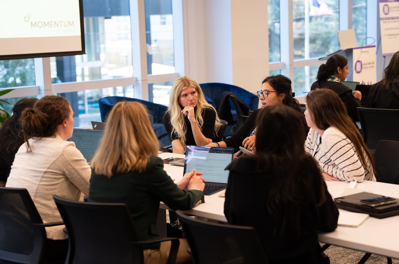 A table discussion during a working session